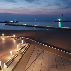 https://jacques-ostend.hotelsghent.com