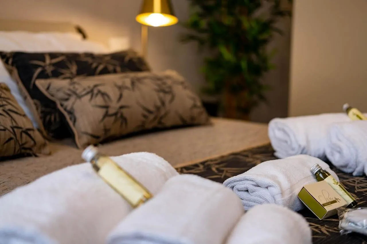 Verona Romana Apartments