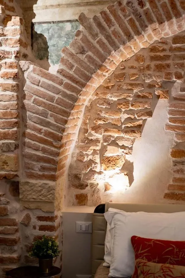 Verona Romana Apartments