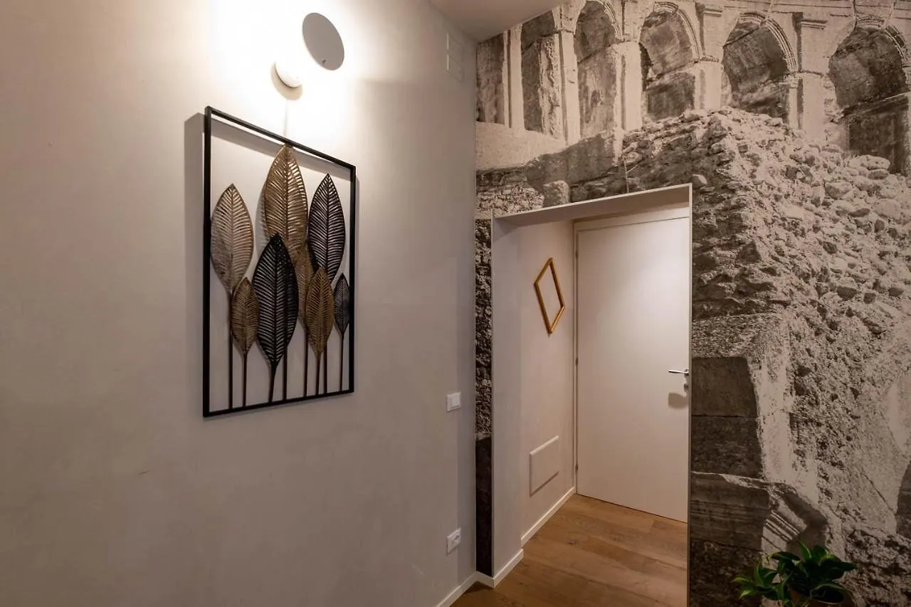 Verona Romana Apartments