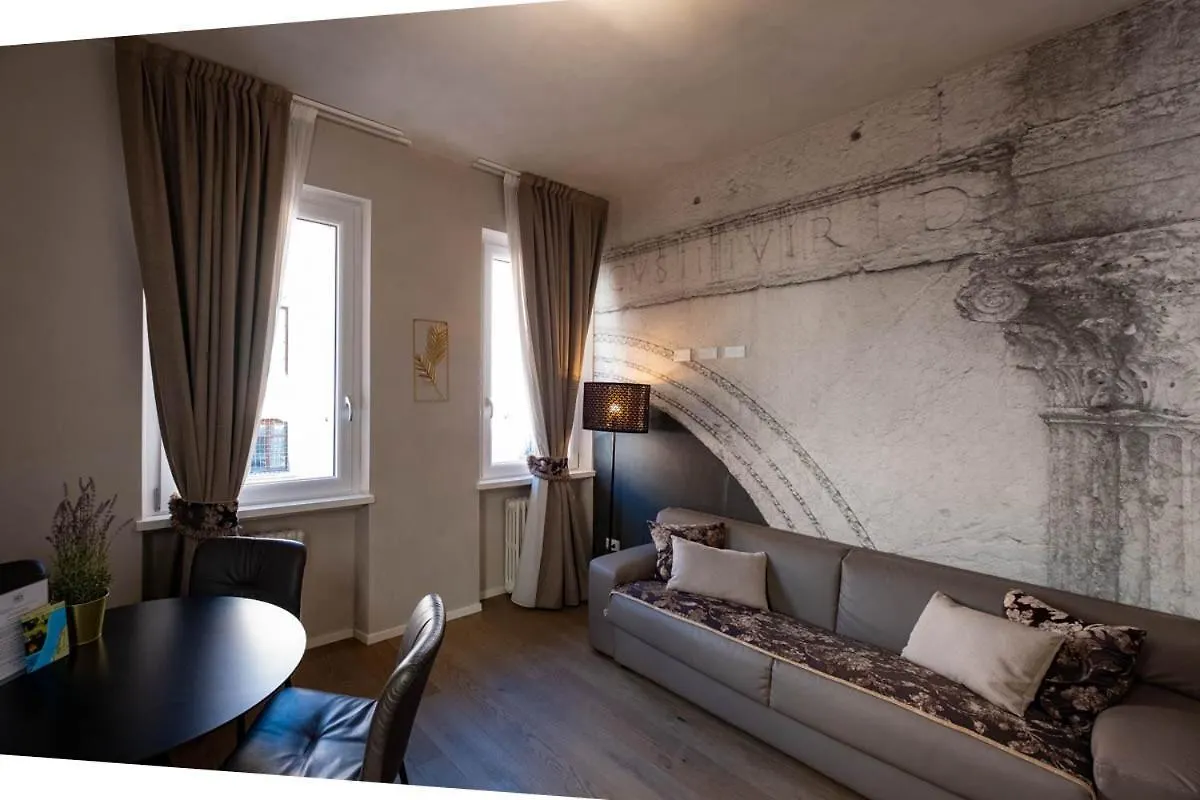 Verona Romana Apartments